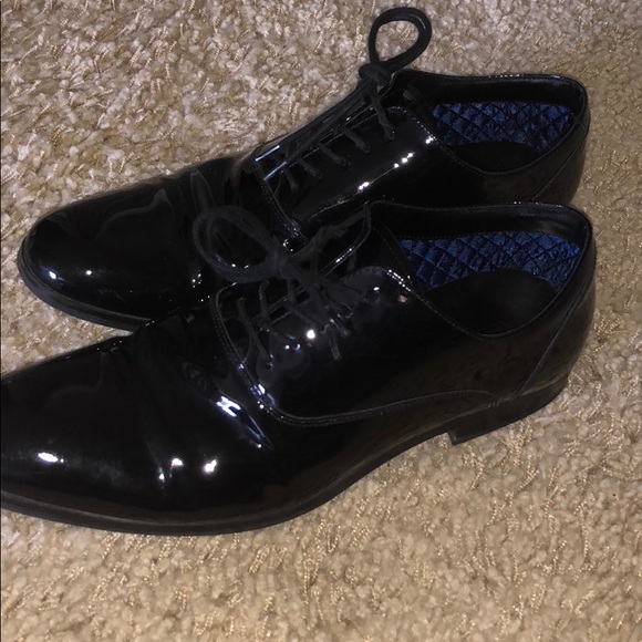 mens shiny black dress shoes